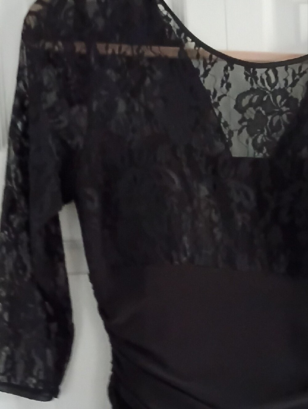Jessica Howard Black Lace Long Sleeve Evening Dress - Picture 3 of 5